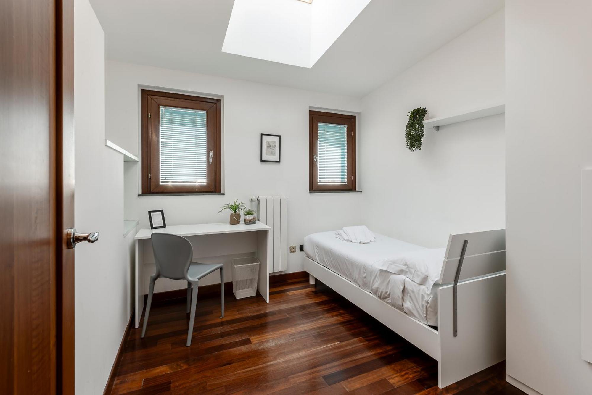 Appartamento Stayeasy Sesia5 - 4 Bedrooms Penthouse, 2 Baths